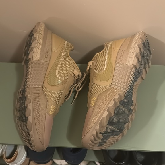 Nike SFS react - Picture 9 of 10
